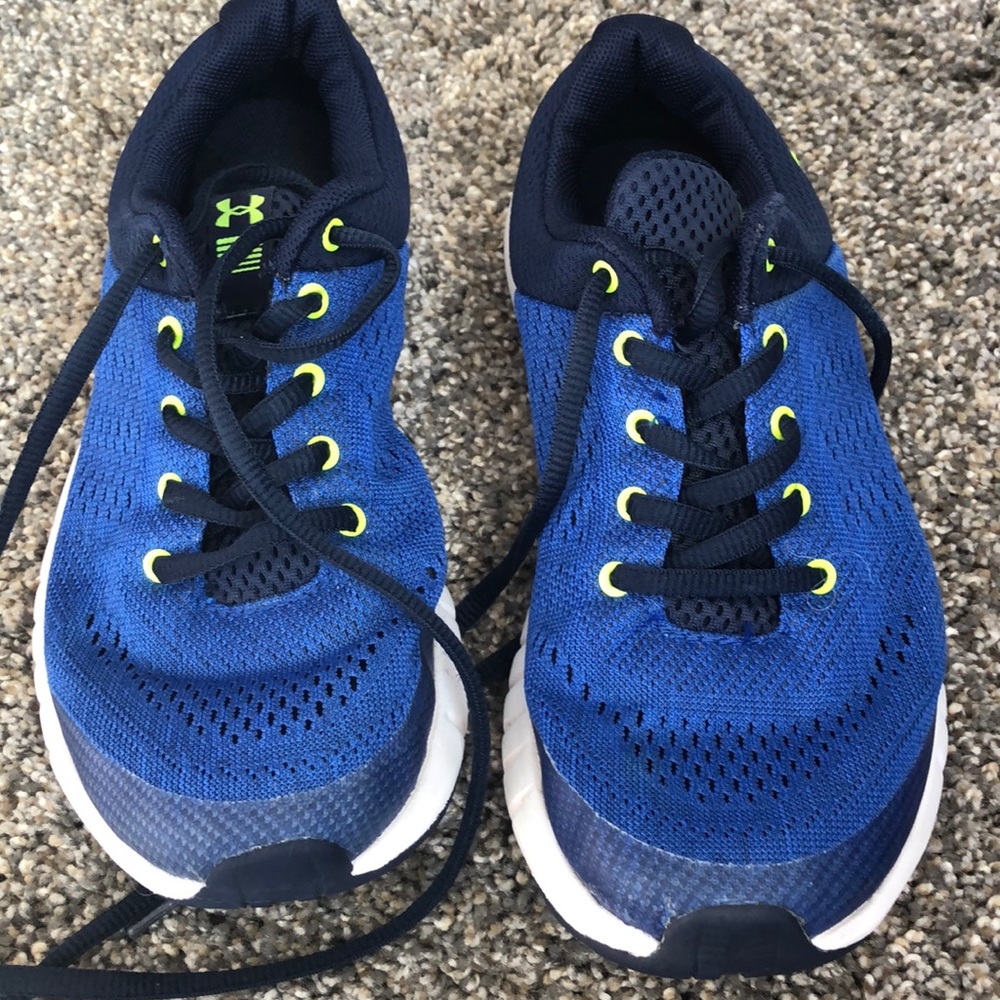 Boys athletic shoes